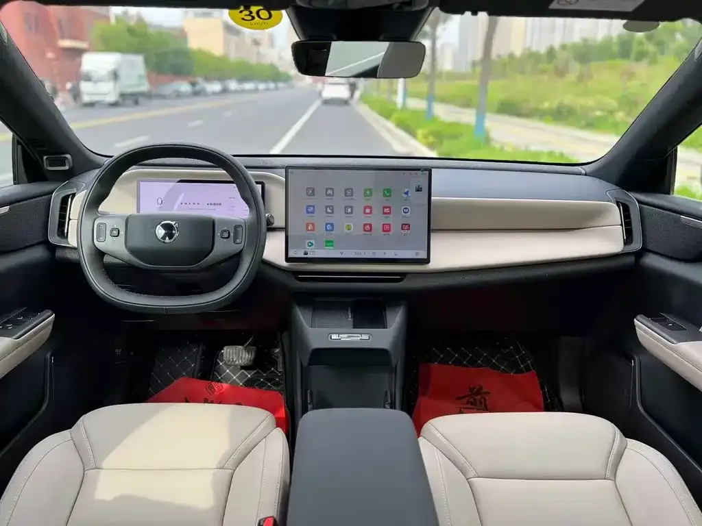 Volvo XC70 Plug-in Hybrid 2025 из CN, фото 8