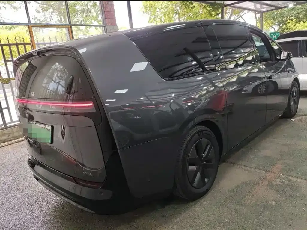 Li Auto MEGA 2024 из CN, фото 6