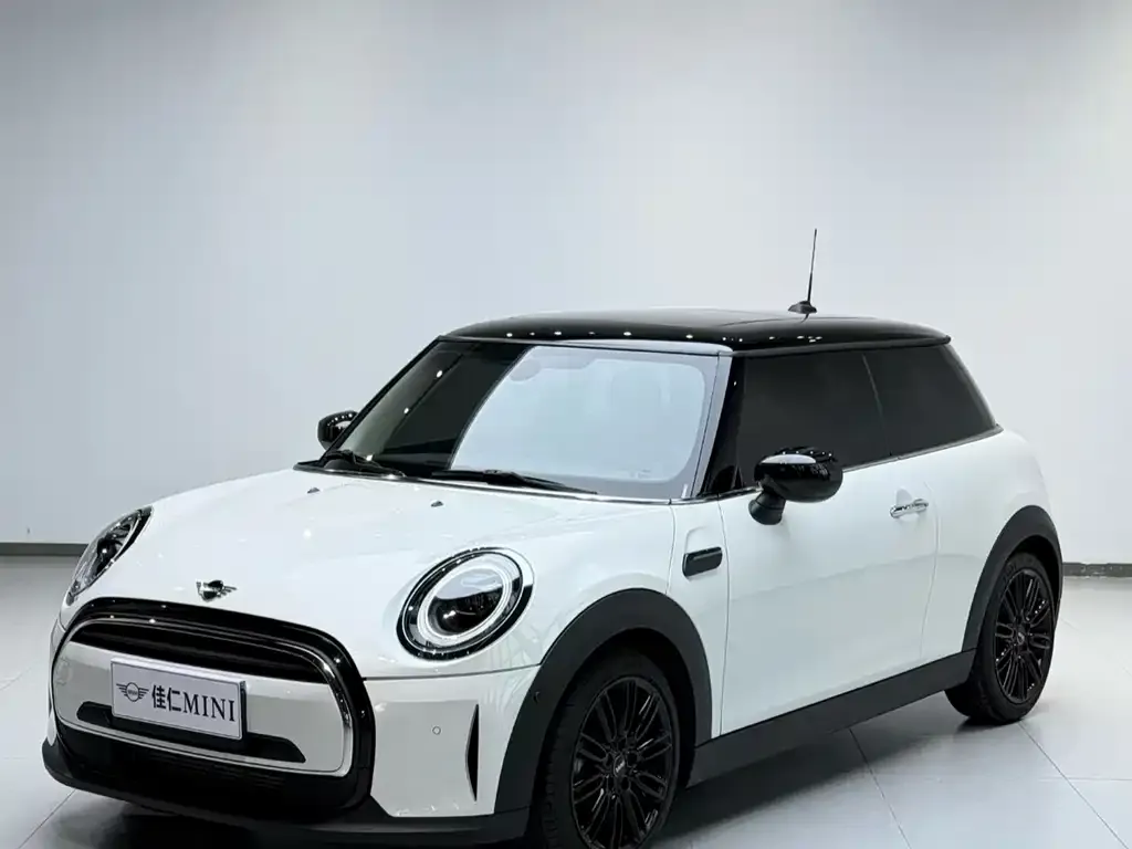 MINI Cooper (3-door) — фото 1