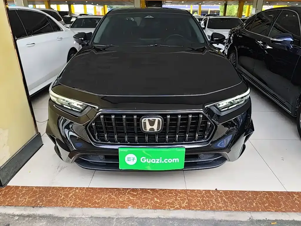 Honda Inspire — фото 10