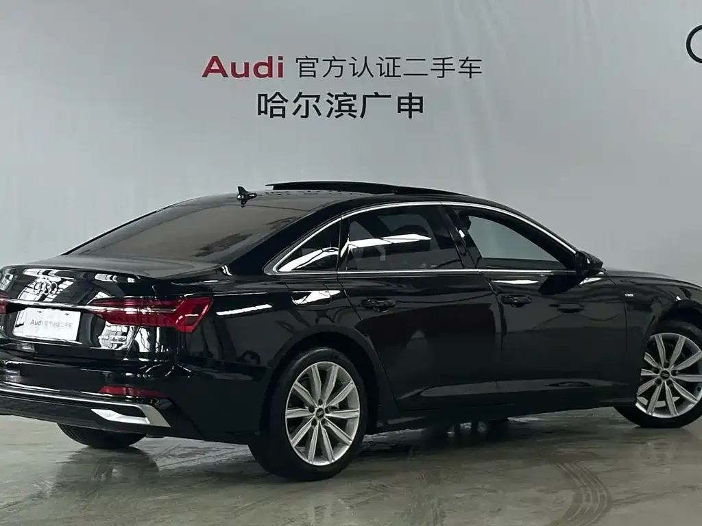 Audi A6L — фото 10