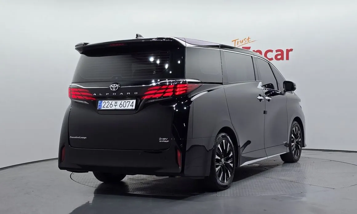Toyota Alphard 2024 из KR, фото 2