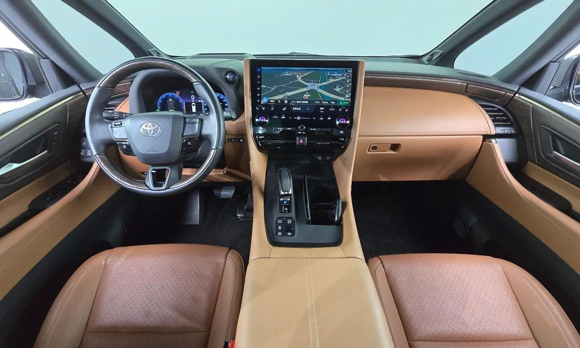 Toyota Alphard 2024 из KR, фото 10