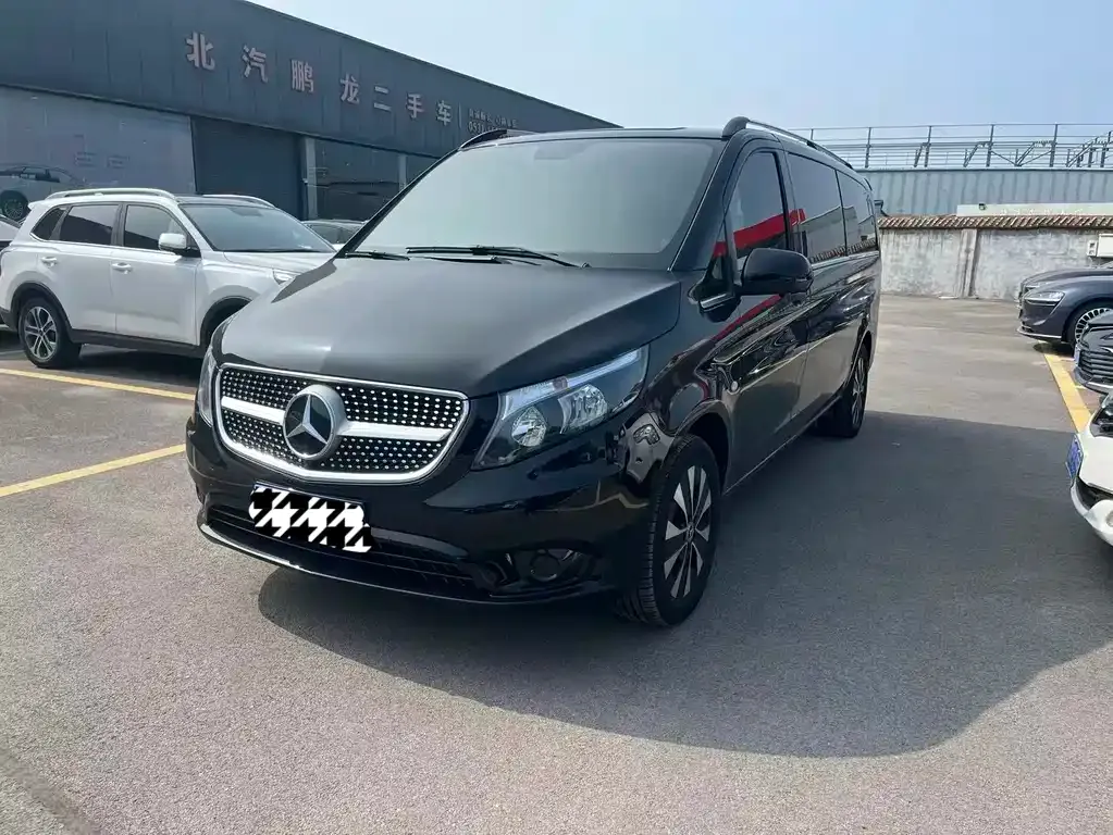 Mercedes-Benz Vito — фото 1