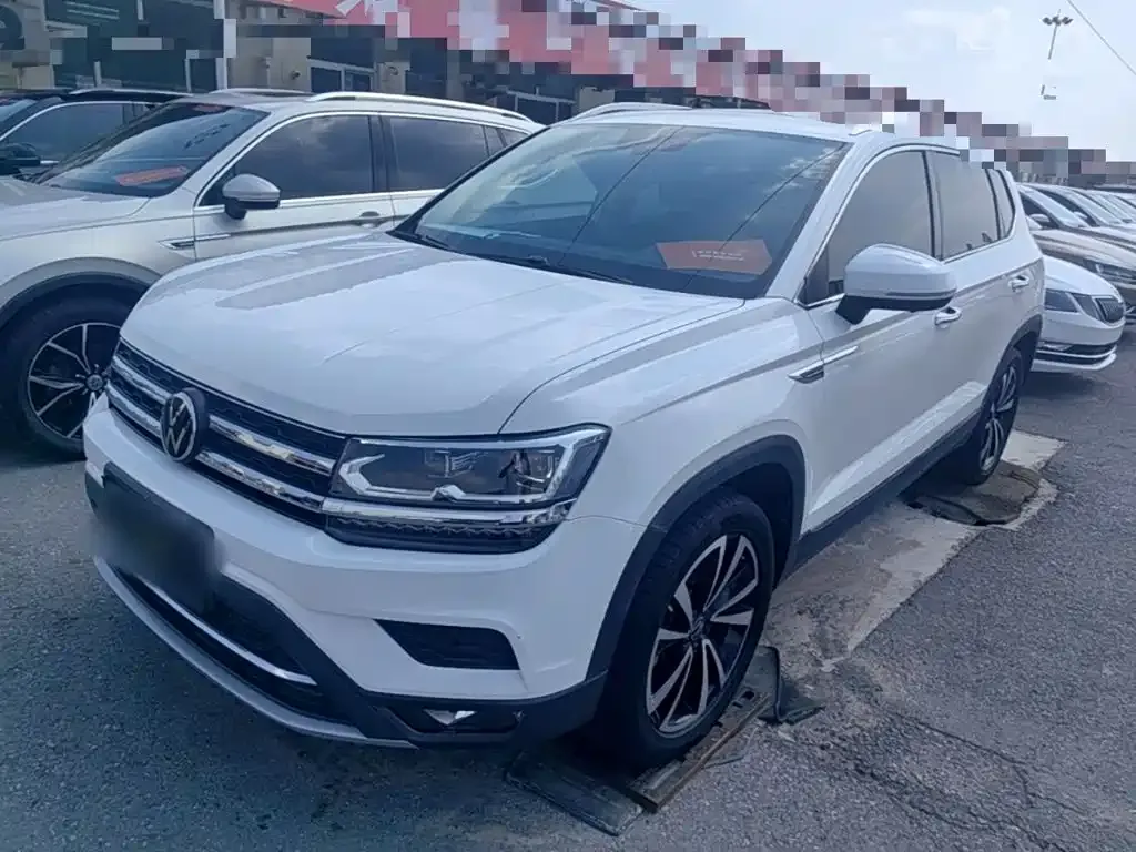 Volkswagen Tharu — фото 1