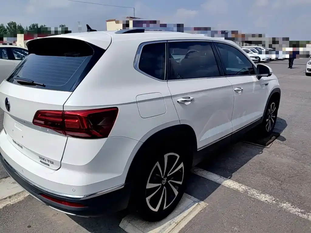 Volkswagen Tharu — фото 10