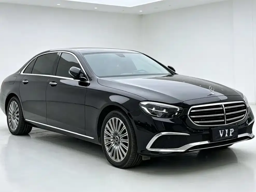 Mercedes-Benz E-Class — фото 8