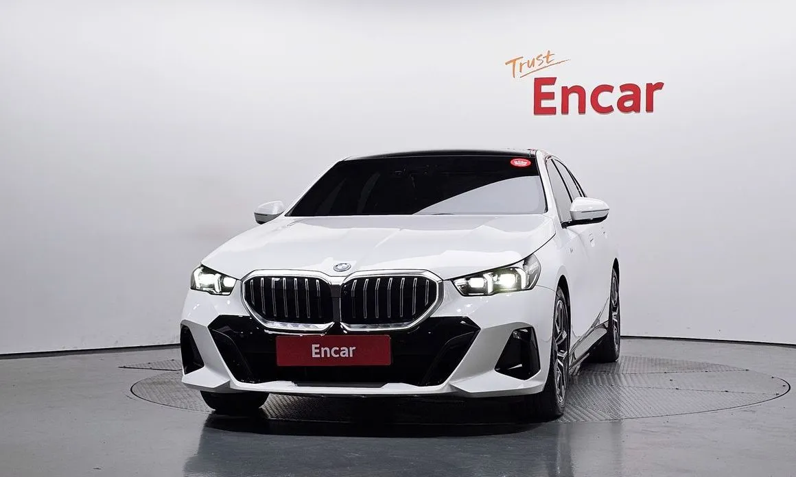 BMW i5 — фото 5