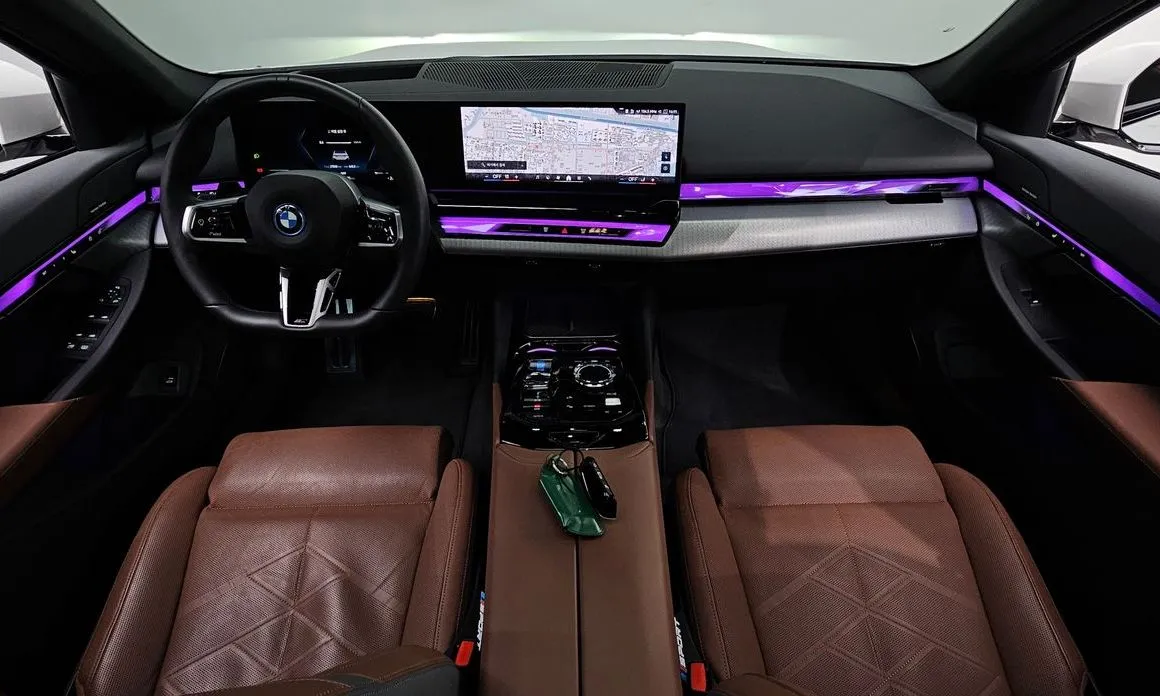 BMW i5 — фото 10