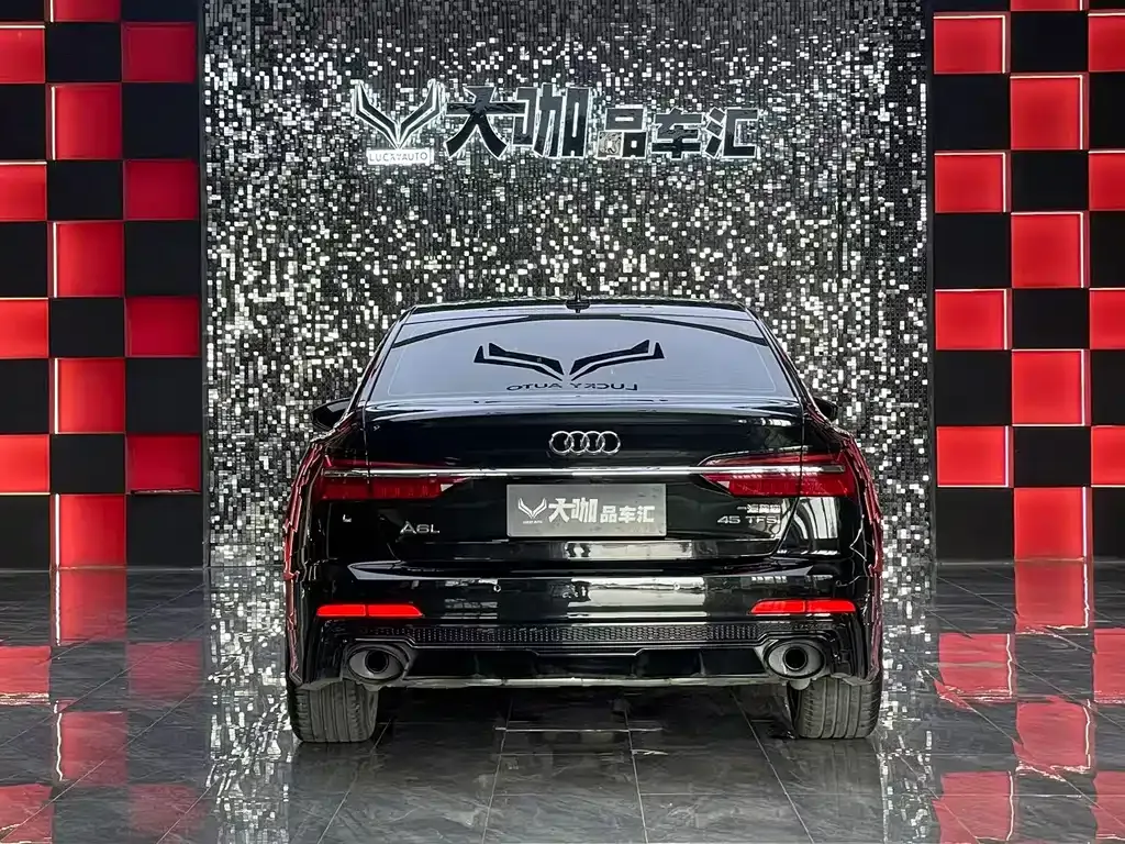 Audi A6L — фото 5