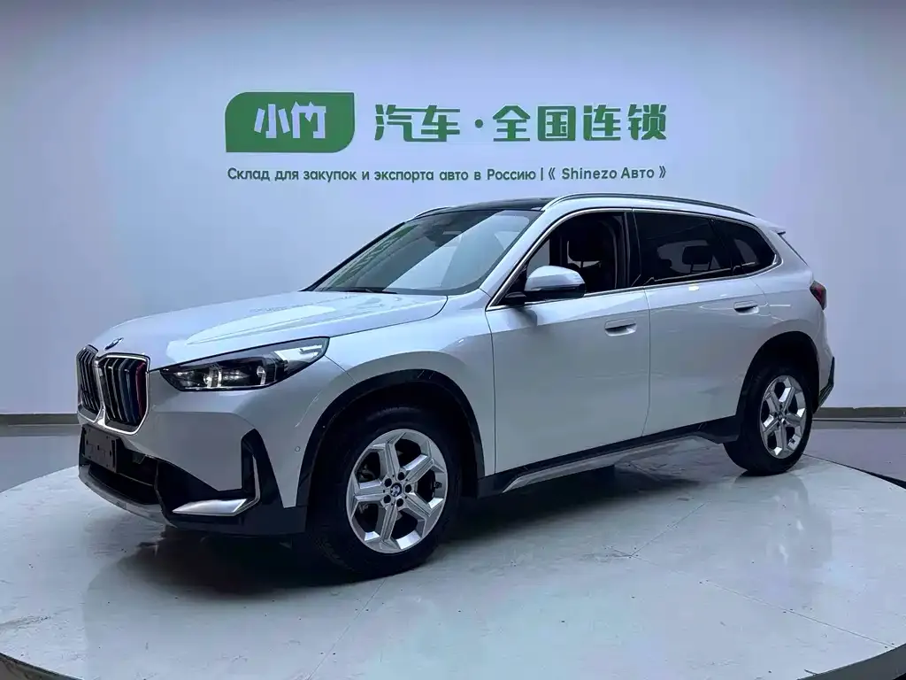 BMW X1 — фото 1