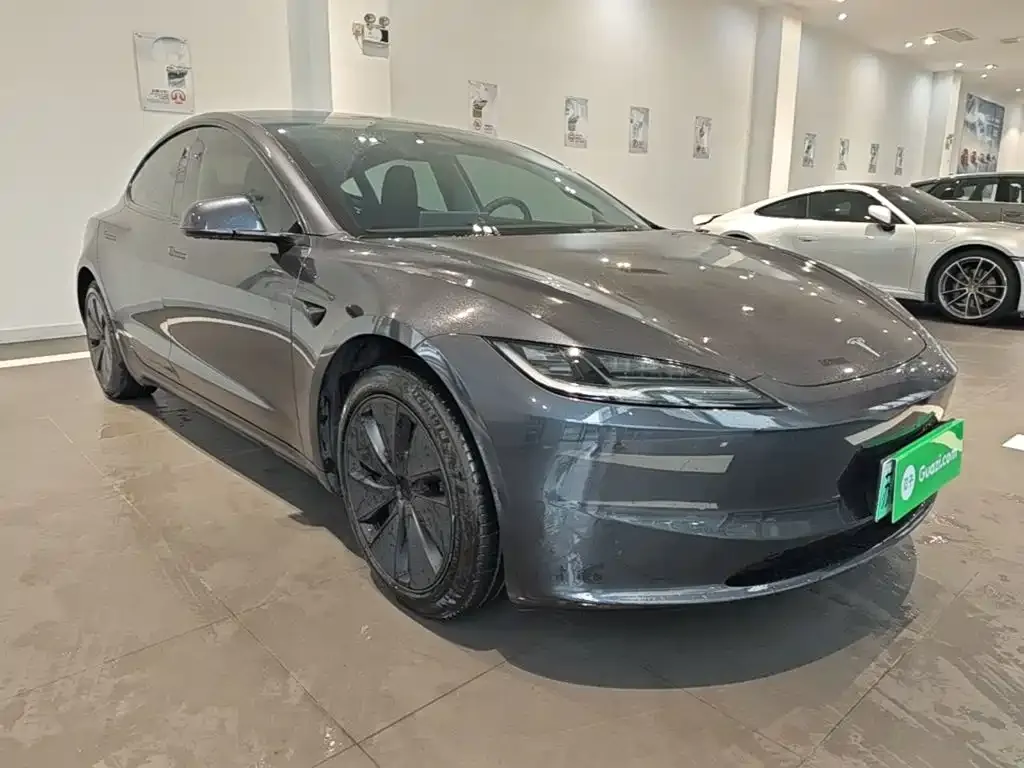 Tesla Model 3 — фото 3