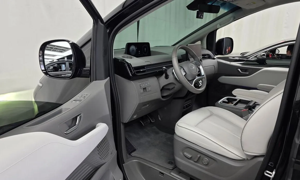 Hyundai Staria — фото 9