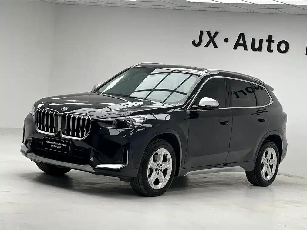 BMW X1 — фото 1