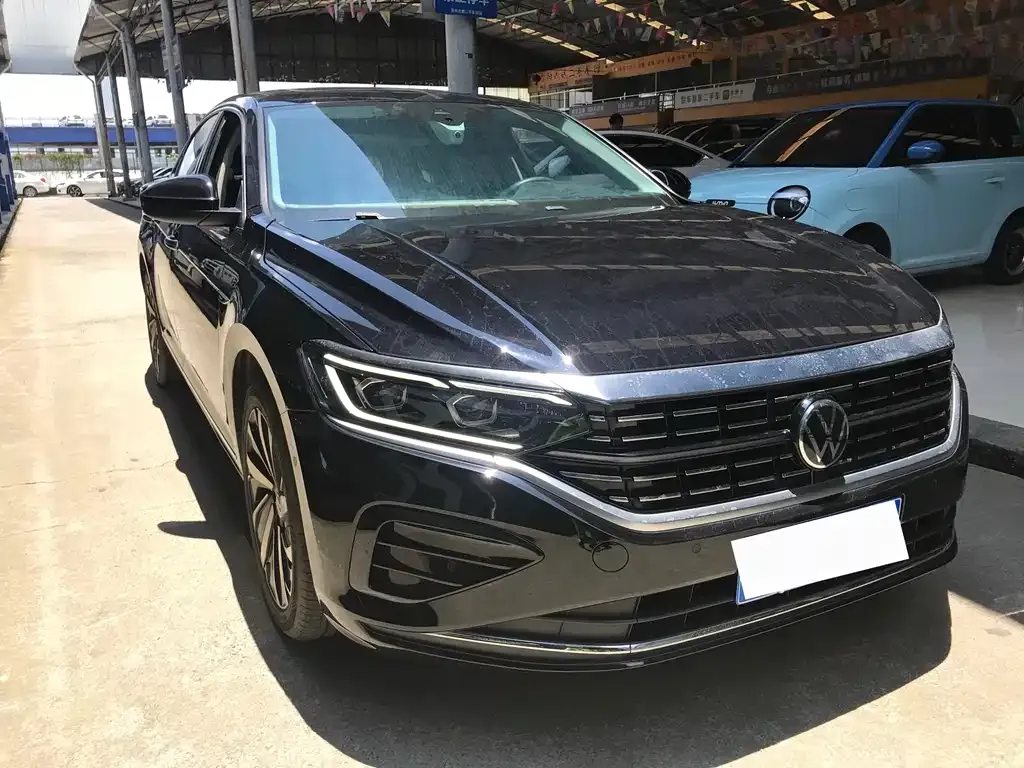 Volkswagen Passat — фото 6