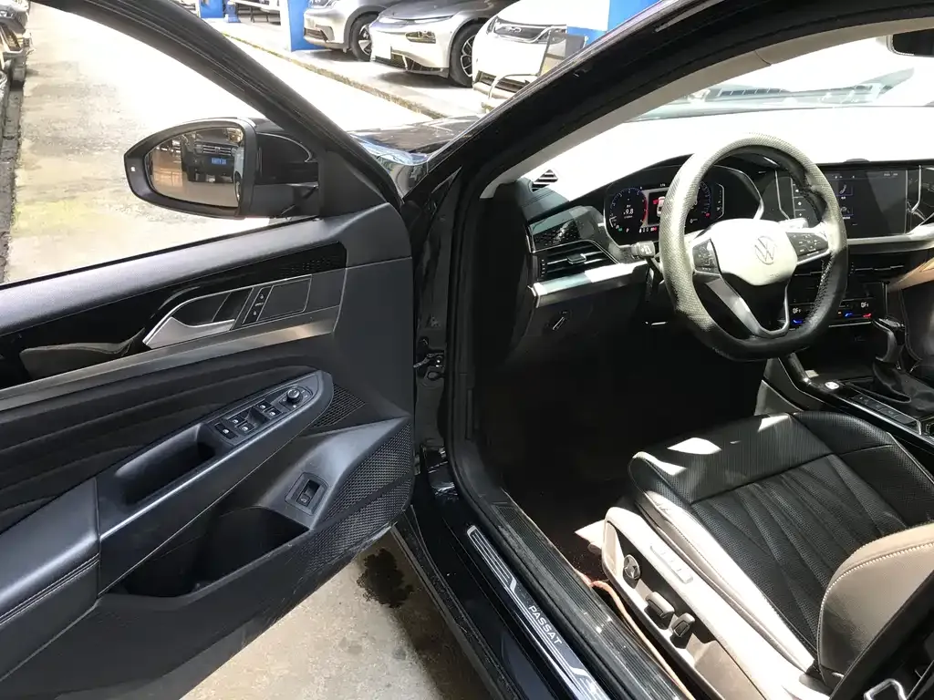 Volkswagen Passat — фото 3