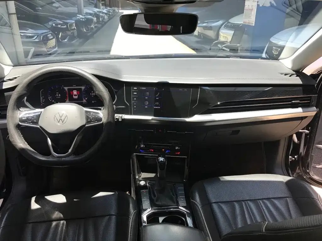 Volkswagen Passat — фото 4