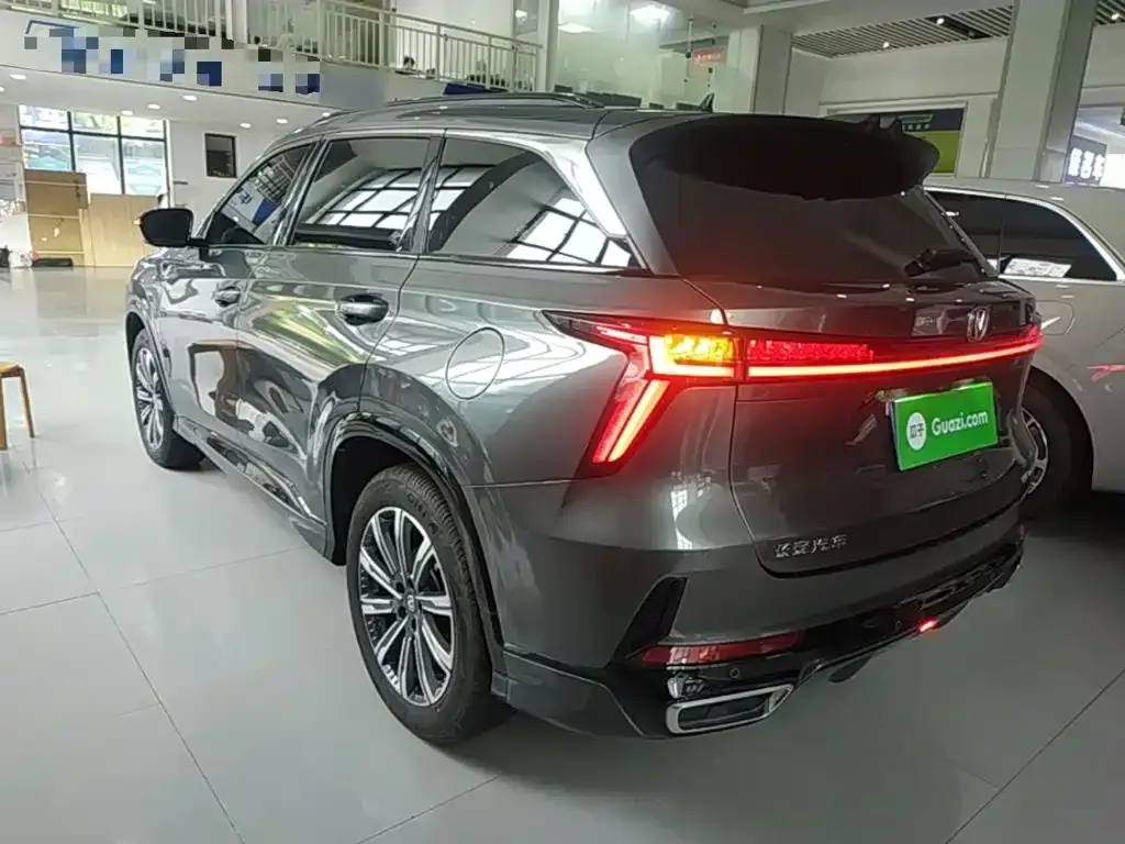 Changan CS75PLUS — фото 4