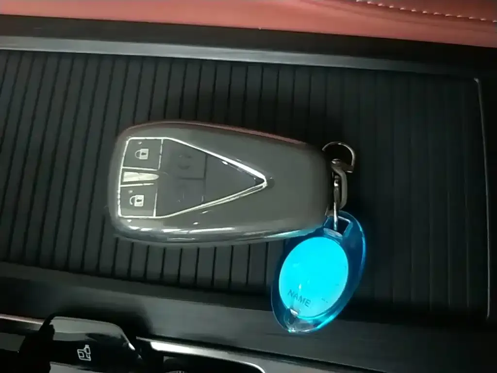 Changan CS75PLUS — фото 3