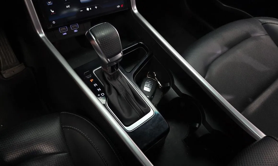 KG Mobility (Ssangyong) Torres 2023 из KR, фото 2