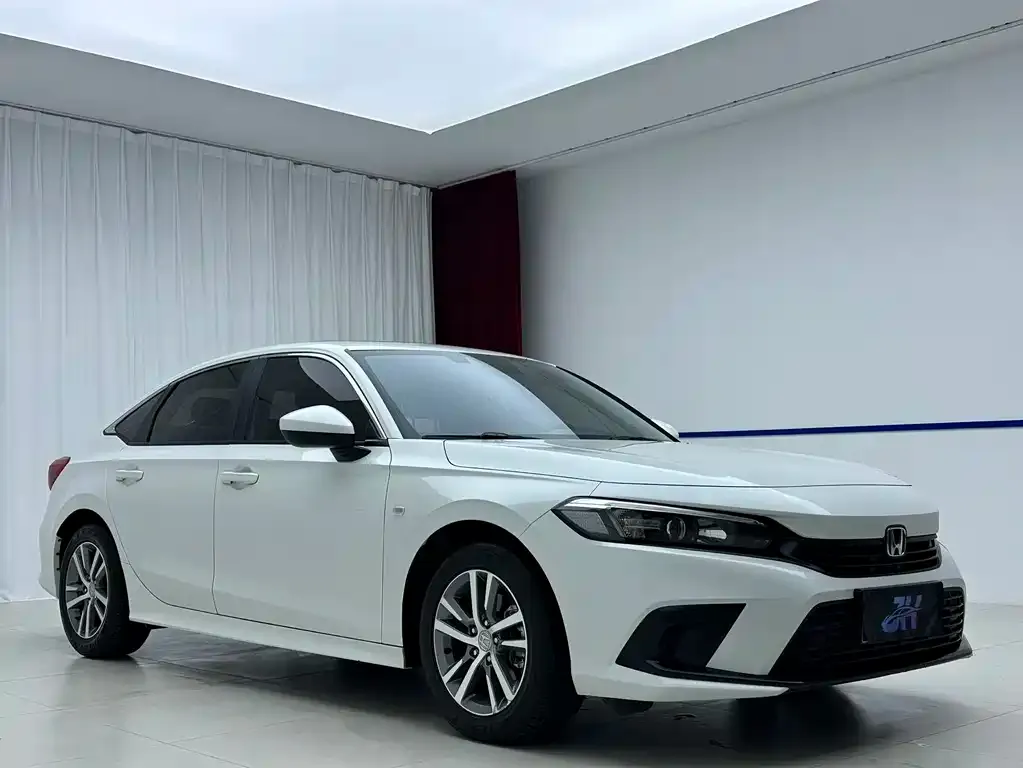 Honda Civic 2023 из CN, фото 2