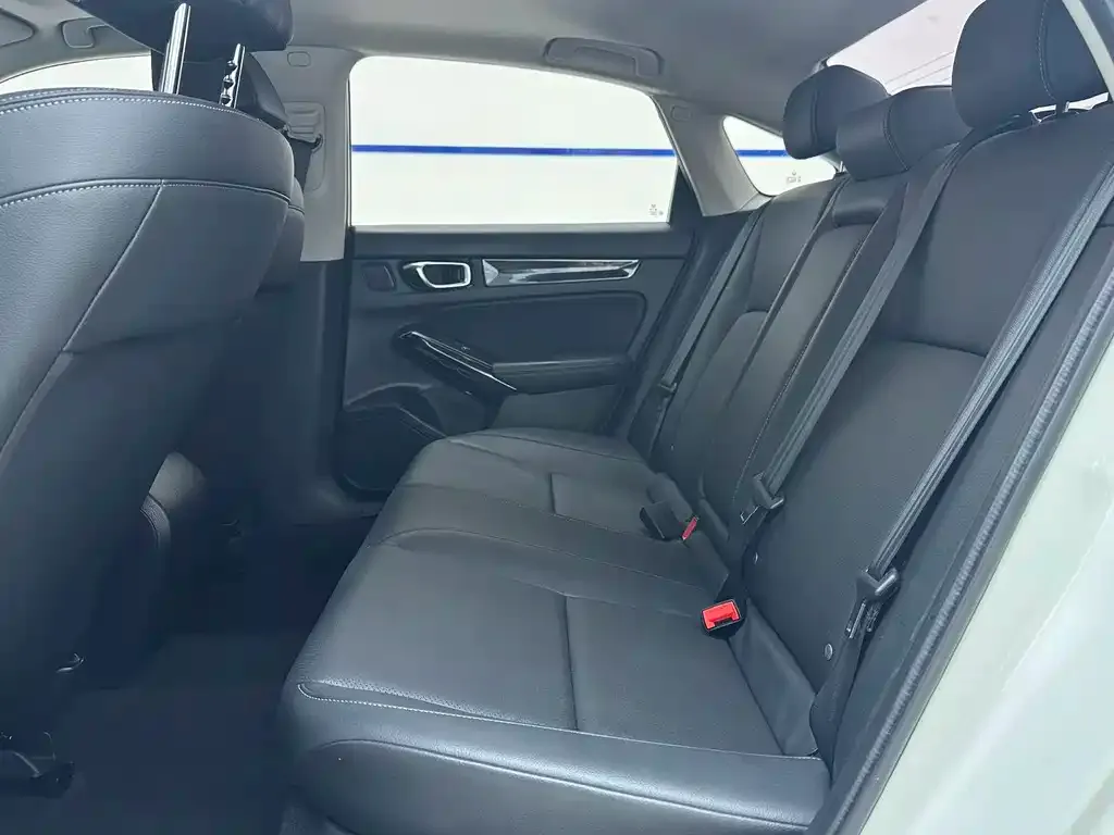 Honda Civic 2023 из CN, фото 10