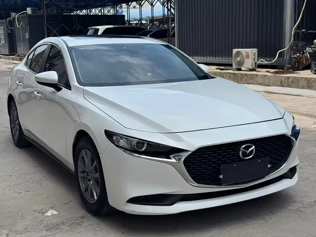 Mazda 3 Axela — фото 2