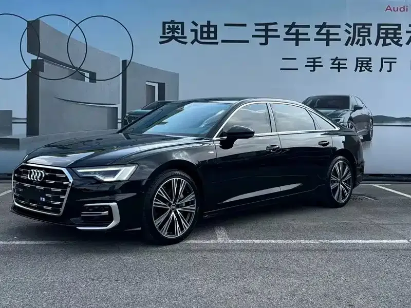 Audi A6L — фото 1