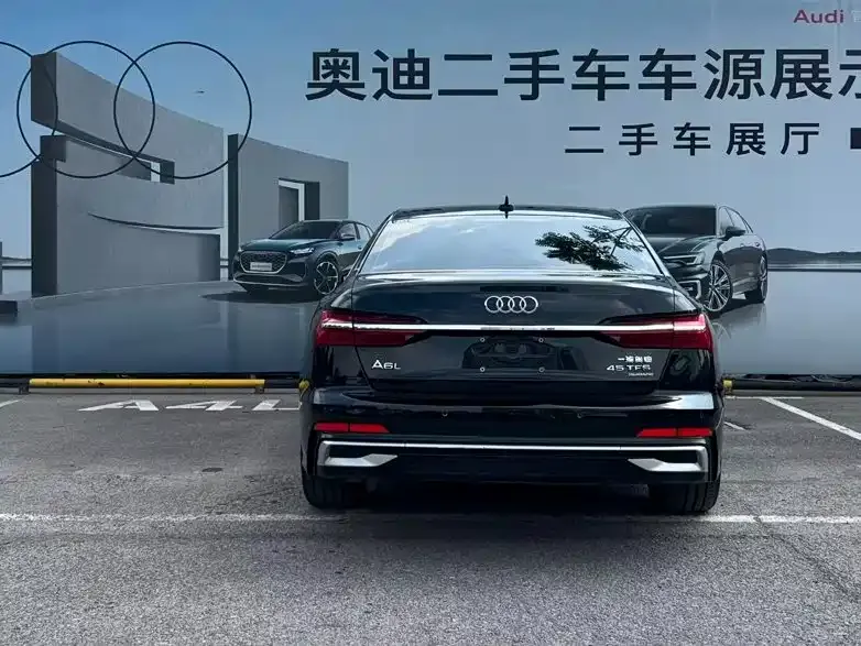 Audi A6L — фото 7