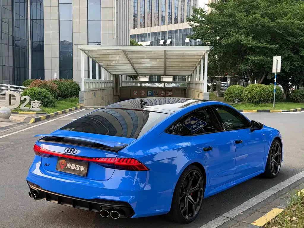 Audi A7 — фото 5