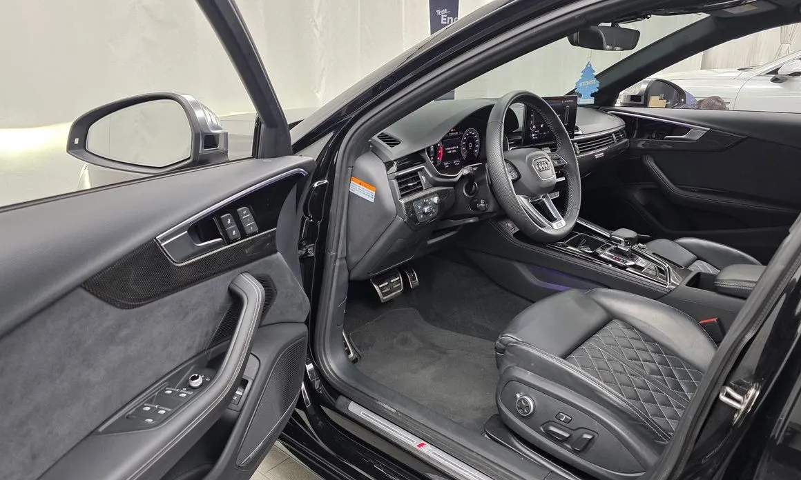 Audi S4 2022 из KR, фото 9