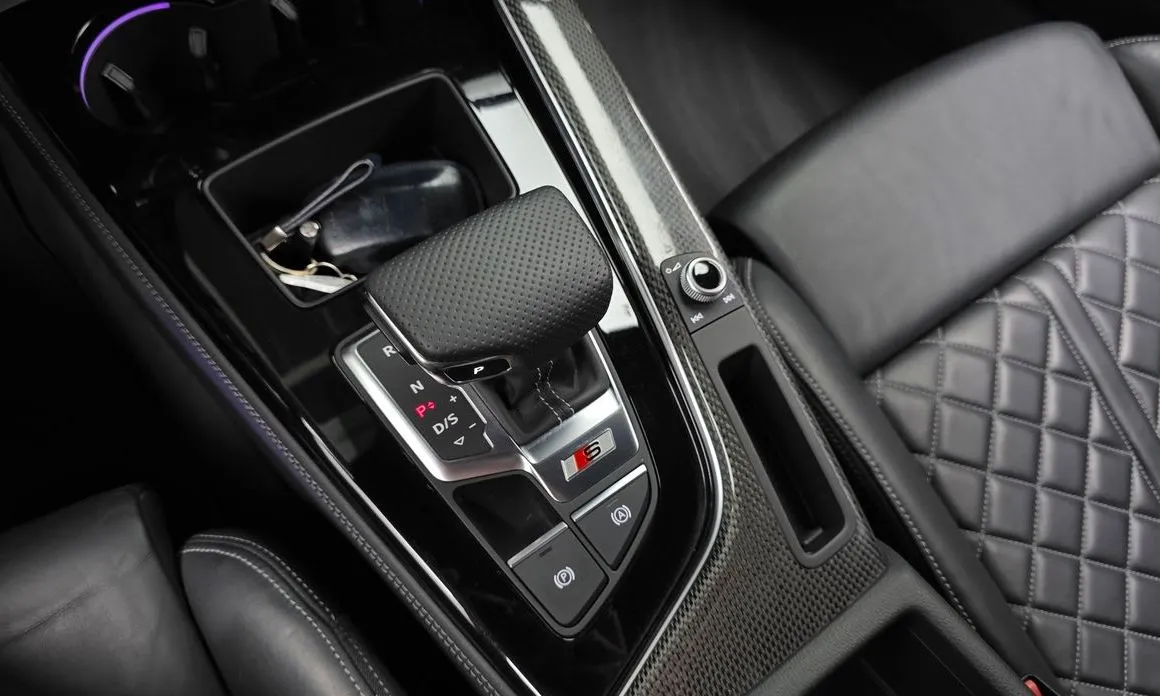Audi S4 2022 из KR, фото 2