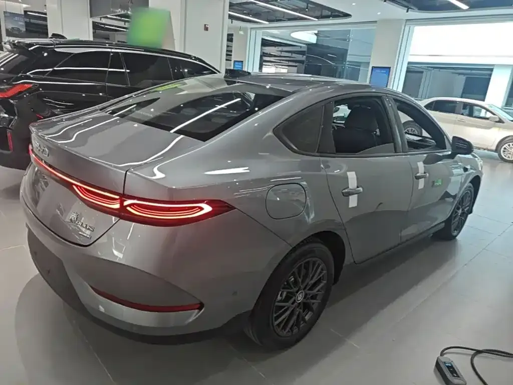 BYD Qin PLUS — фото 7