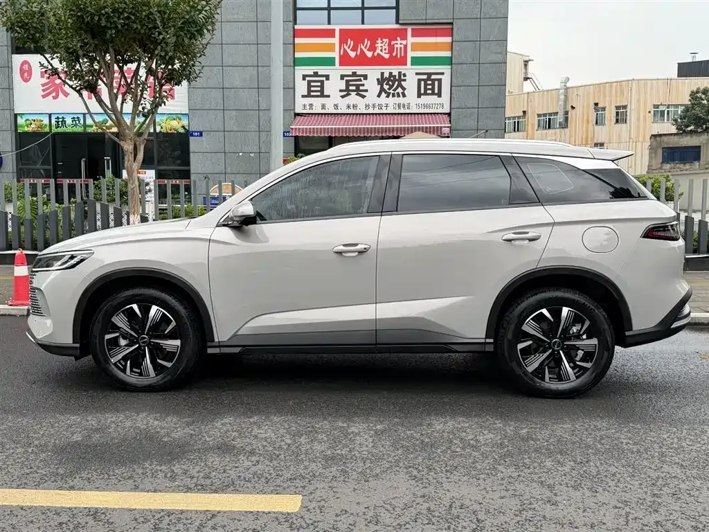 BYD Seal 05 DM-i — фото 3