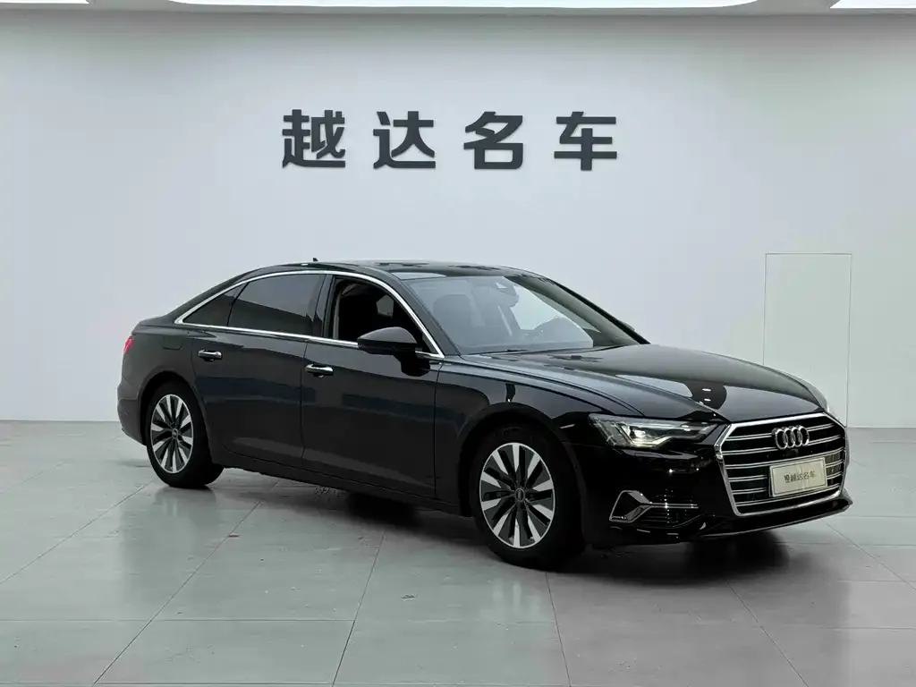 Audi A6L — фото 2