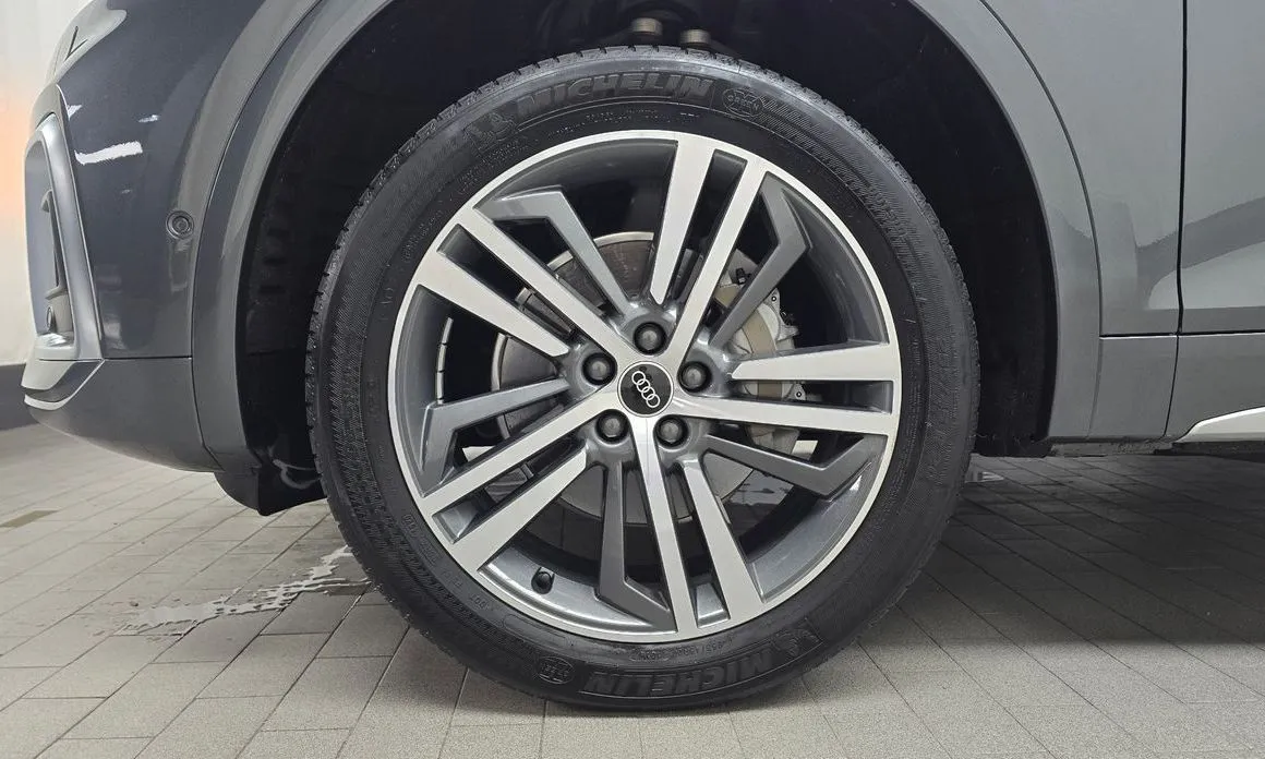Audi Q5 2021 из KR, фото 9
