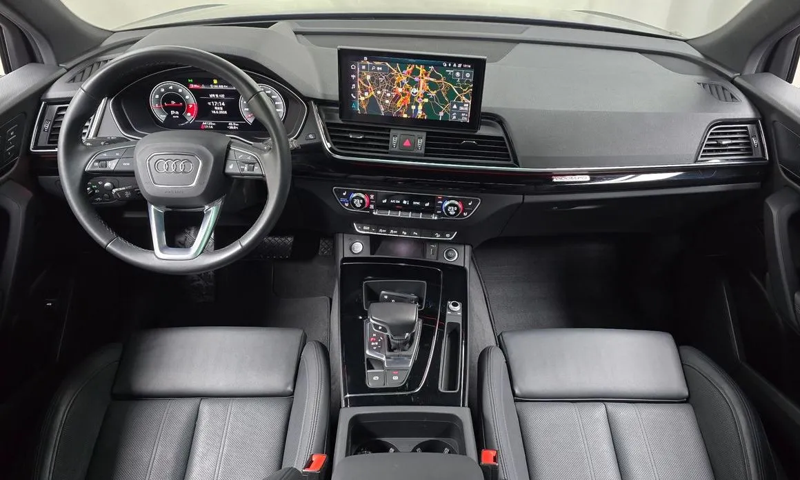 Audi Q5 2021 из KR, фото 4