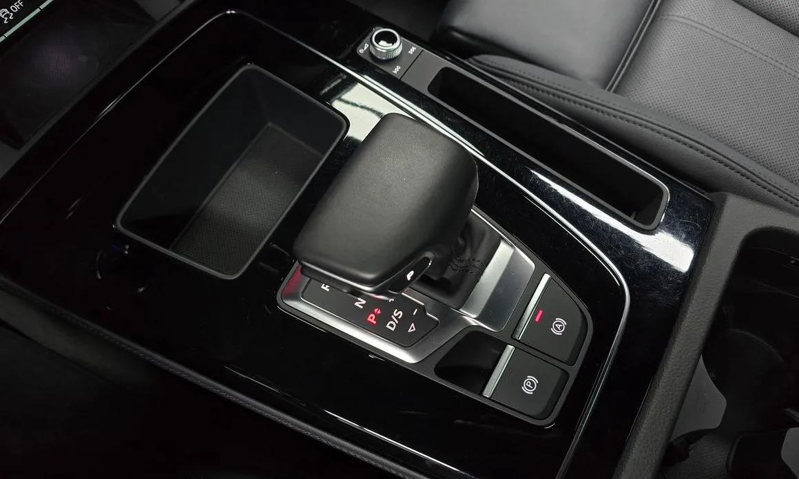 Audi Q5 2021 из KR, фото 10
