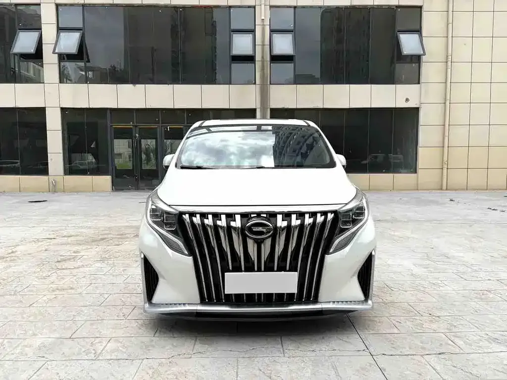 GAC Motor Trumpchi M8 — фото 3