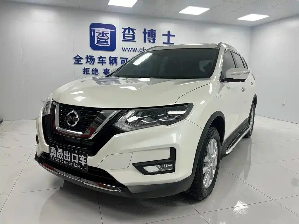 Nissan X-Trail — фото 1