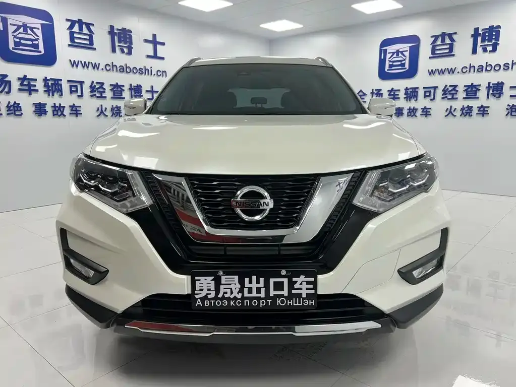 Nissan X-Trail — фото 9