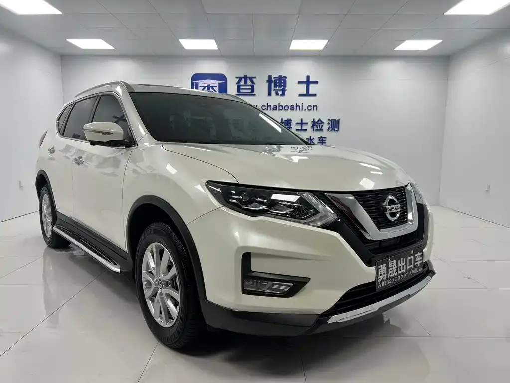 Nissan X-Trail — фото 8