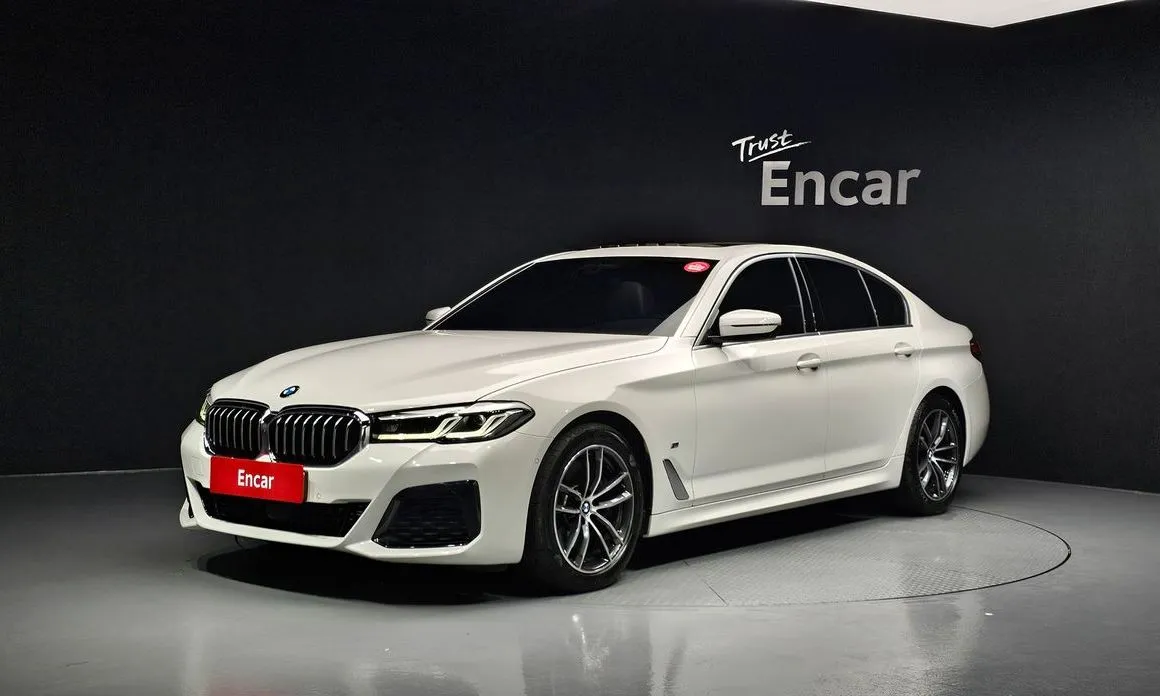 BMW 5-Series 523d xDrive M Sport 1