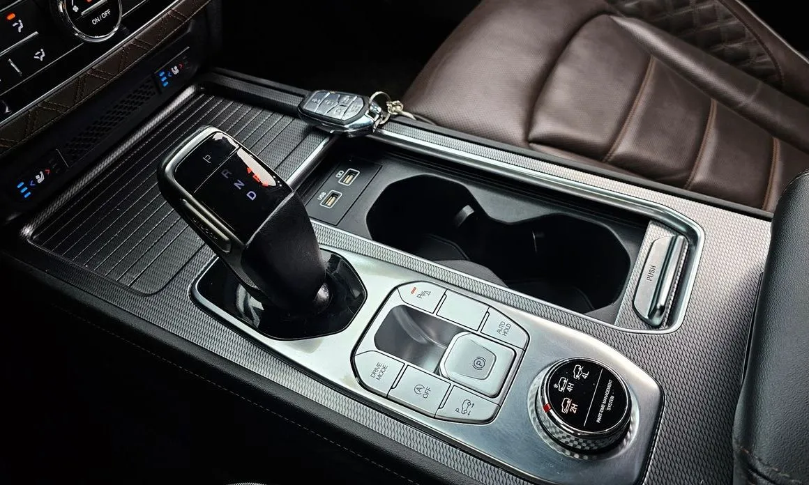 KG Mobility (Ssangyong) Rexton — фото 9