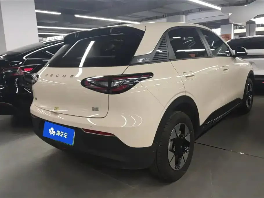 Geely Starburst — фото 7