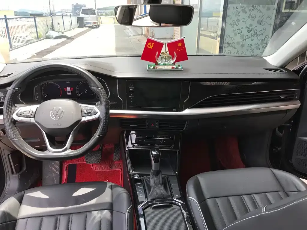 Volkswagen Passat — фото 4