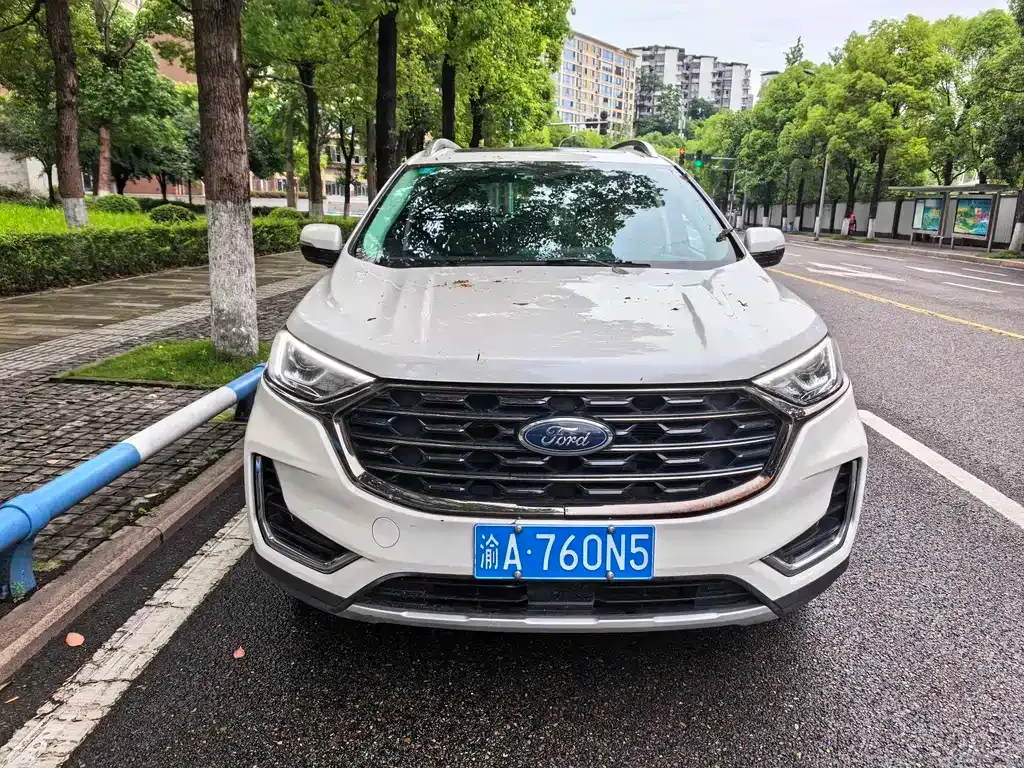 Ford Edge — фото 8