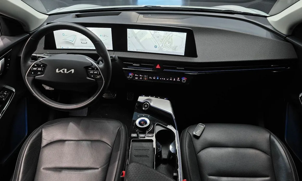 Kia EV6 — фото 9