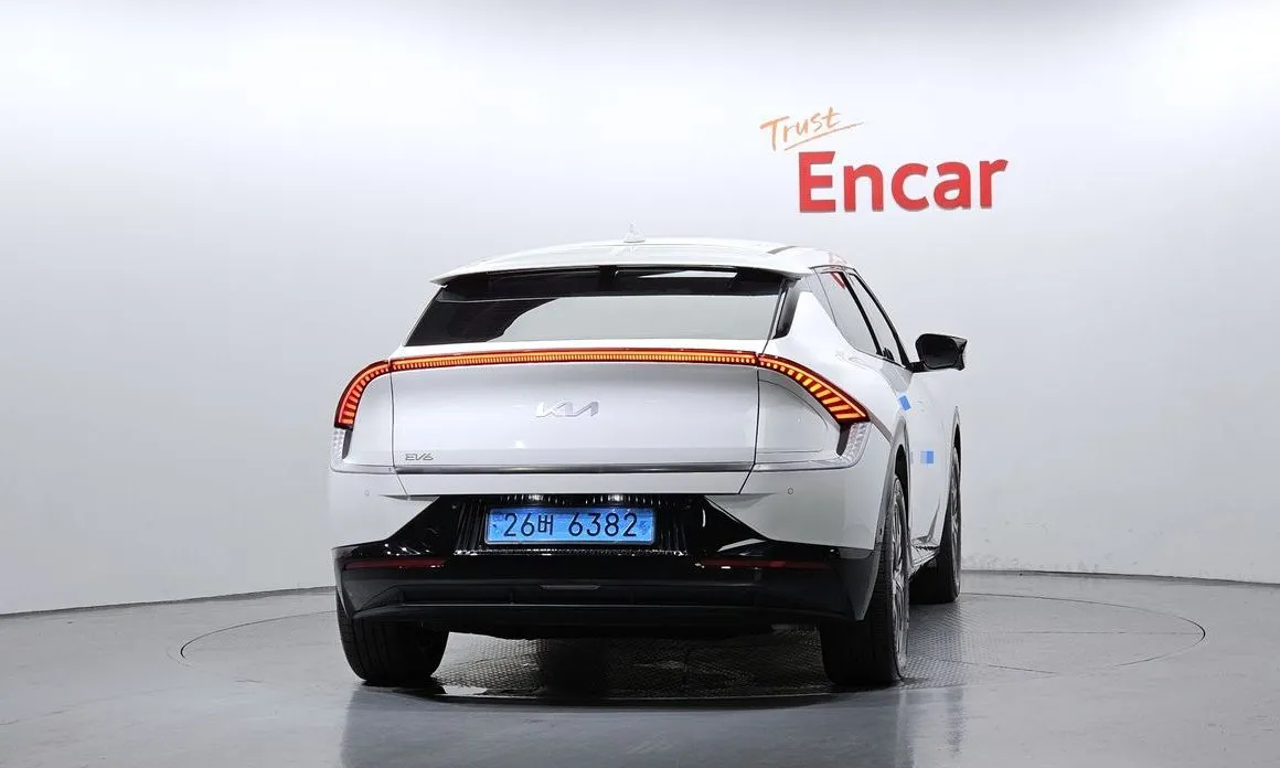 Kia EV6 — фото 4