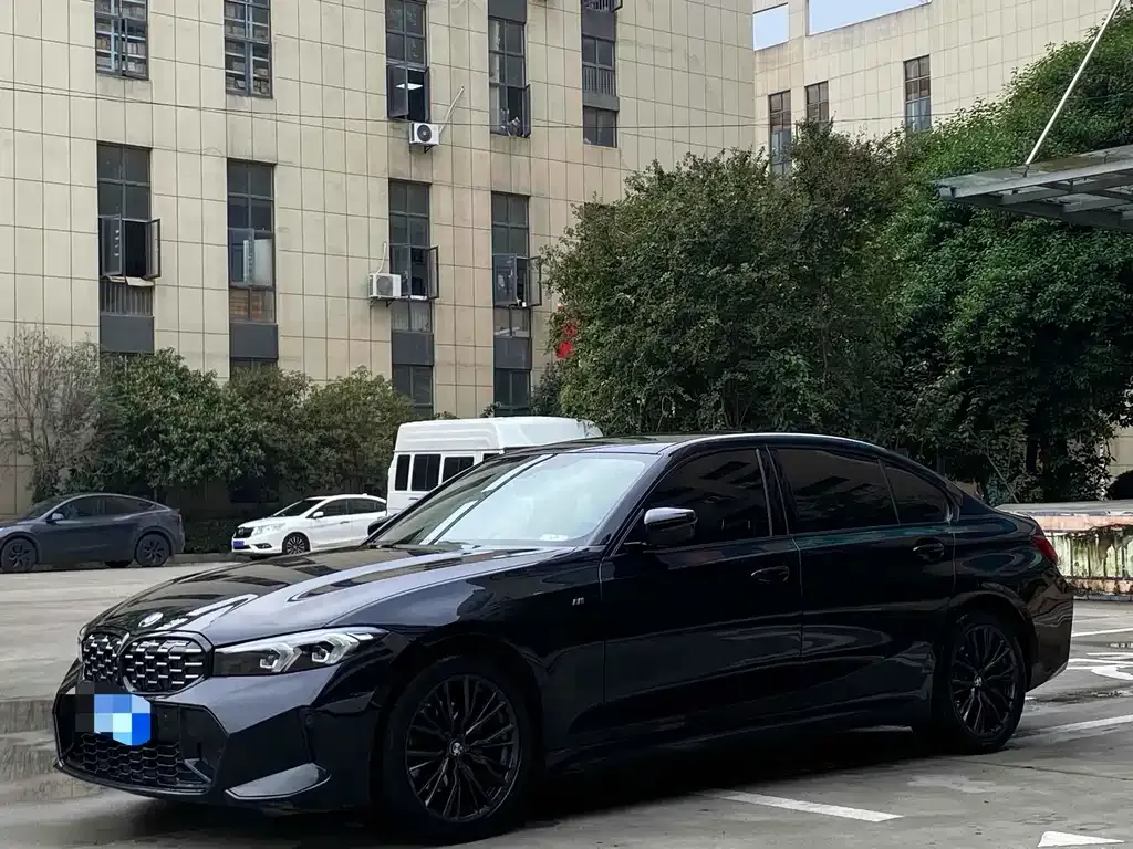 BMW 3 Series — фото 1